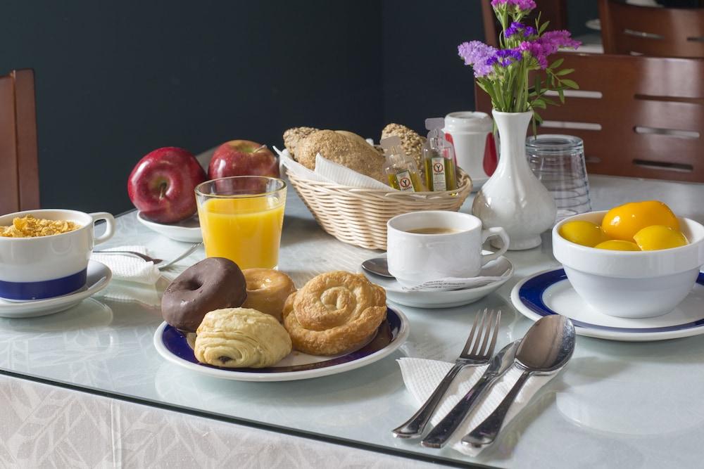 Trafalgar Hotel 3*