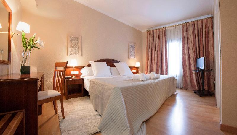 Trafalgar Hotel